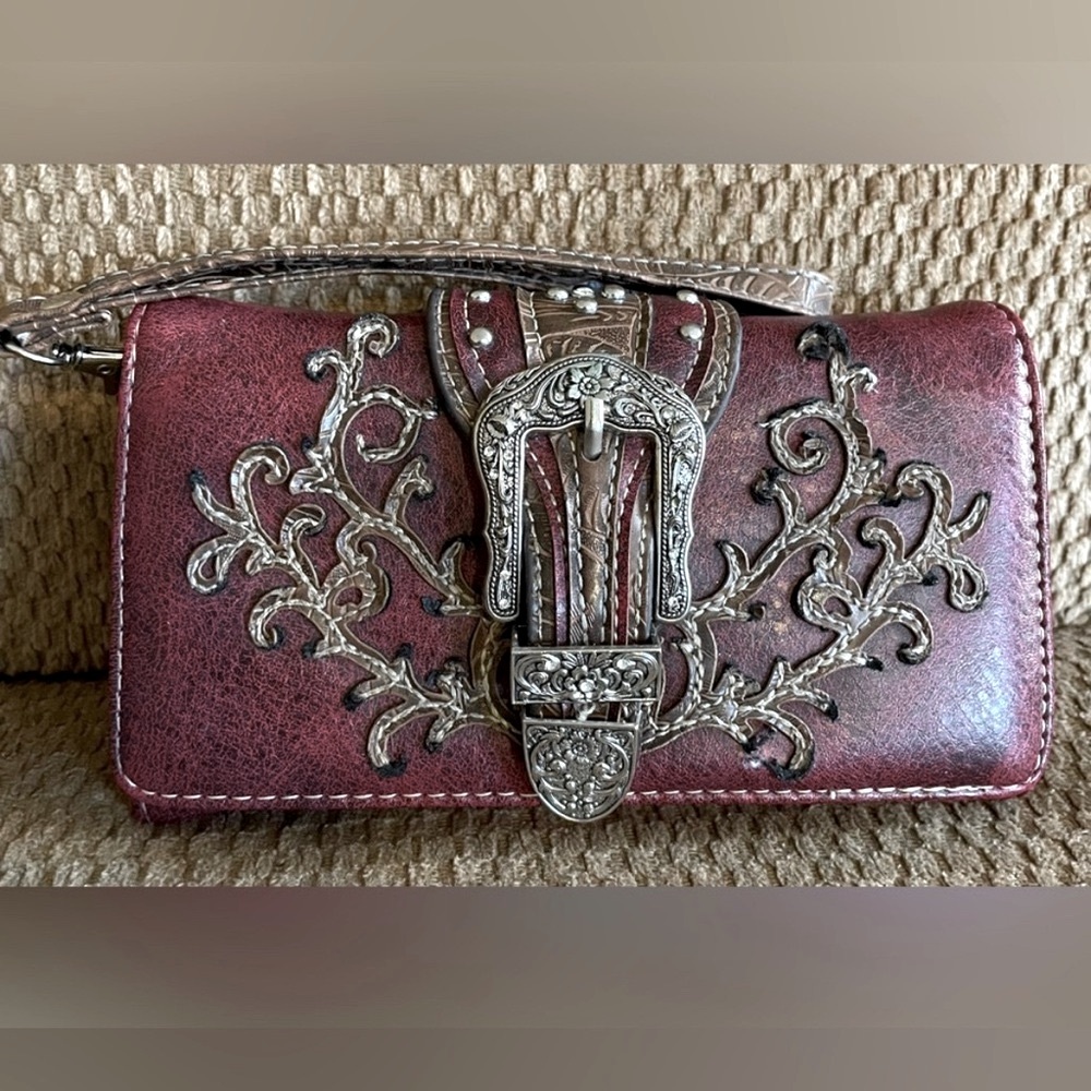 Western style burgundy wallet - has scalloped design & bling buckle detail - Picture 1 of 8